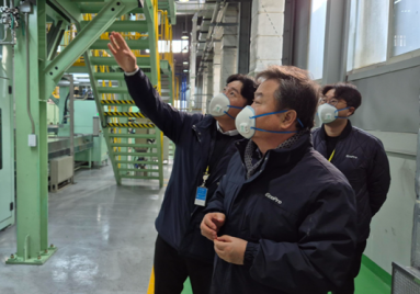 [뉴스]이동채 창업주 미래 소재 개발 현황 점검